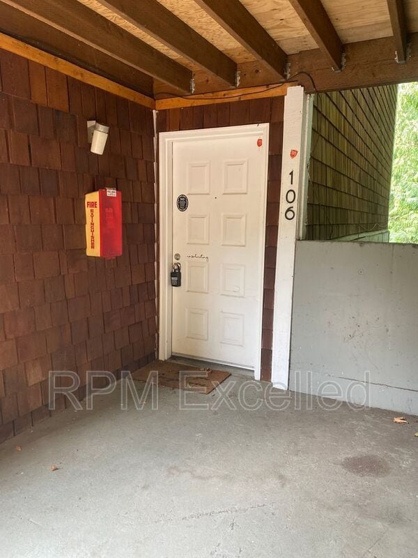 Building Photo - 28418 16th Ave S Unit #106 Rental