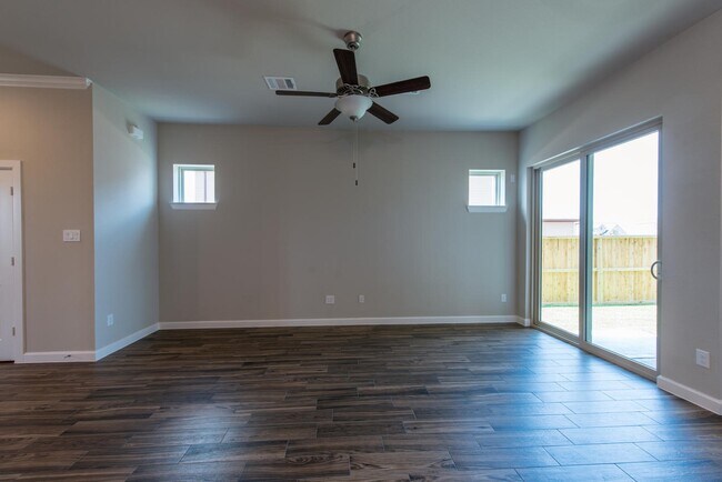 Photo - 6011 Dark Kite Trl