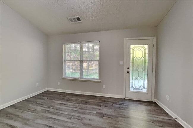 Photo - 926 Tilford Ct