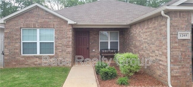 Building Photo - 1205 Ironstone Dr Rental
