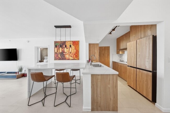 Photo - 3020 NE 32nd Ave Unit 903