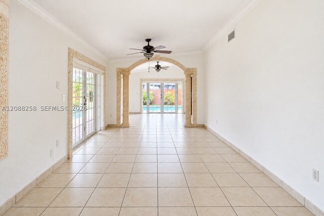 14590 SW 51st St