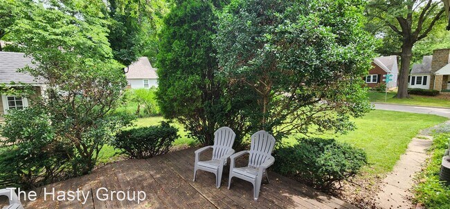 Photo - 3 br, 2 bath House - 2502 W 51st Street