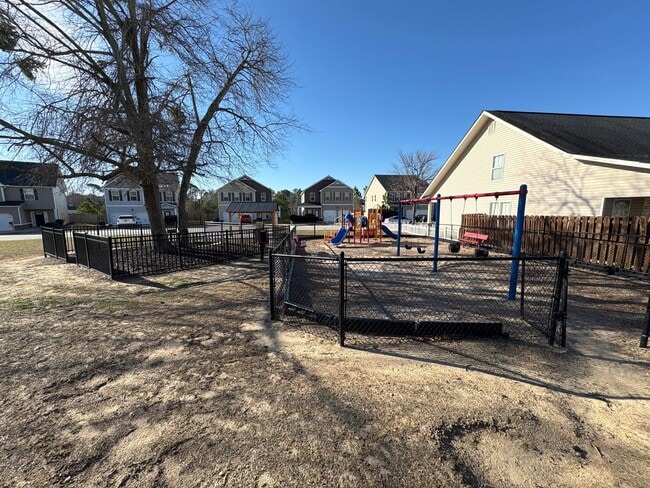 Photo - 4464 Grove Landing Dr