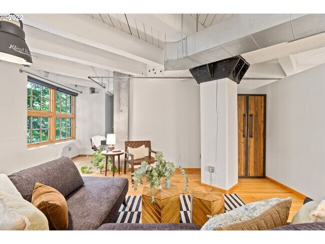 Photo - 1420 NW Lovejoy St Unit 210