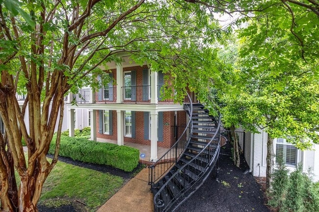 Photo - 1060 Island Dr