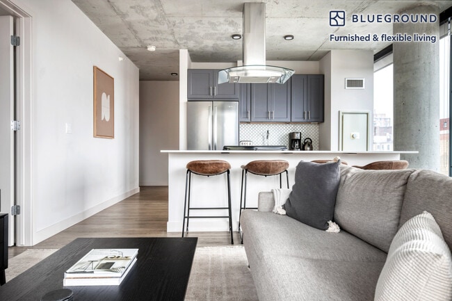 450 W Belmont Ave Unit SI FL7-ID718