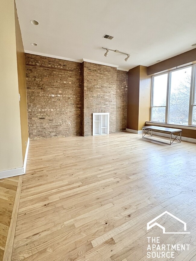 Photo - 1549 S Christiana Ave Unidad 3