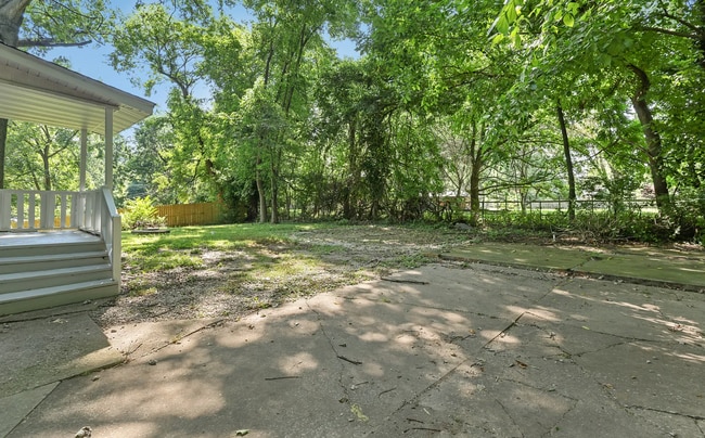 Photo - 608 Hill Ln Casa