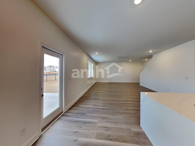 Photo - 459 Hickory Pointe Rd