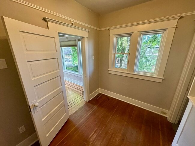 Photo - Gorgeous 2 bed Craftsman in Queen Anne! Open house Saturday!