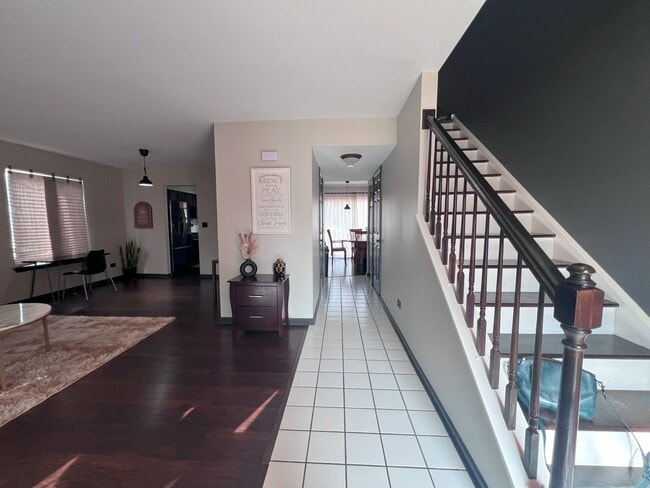 Photo - 2051 Crossing Ln