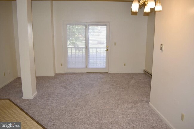 1121 Stanley Ave
