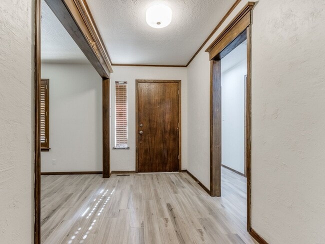 Photo - 718 Terrace Pl