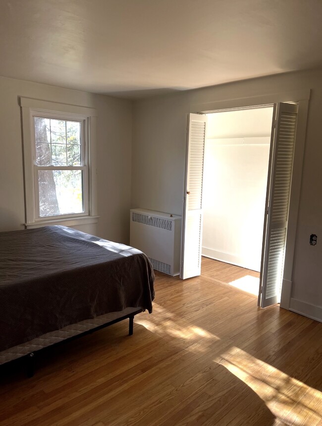 Photo - 168 Green St