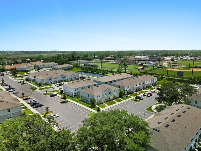 Building Photo - 167 Whispering Brk Dr Rental