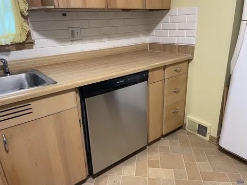 Photo - 633 Indiana St