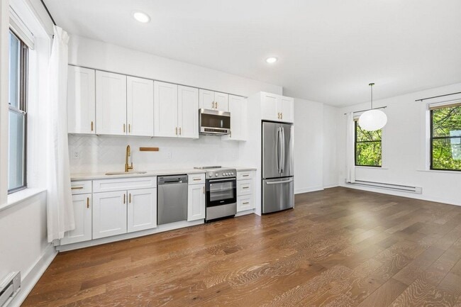 Photo - 366 2nd St Unit 2