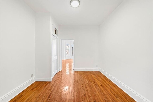 Photo - 242 Palisade Ave Unit 2