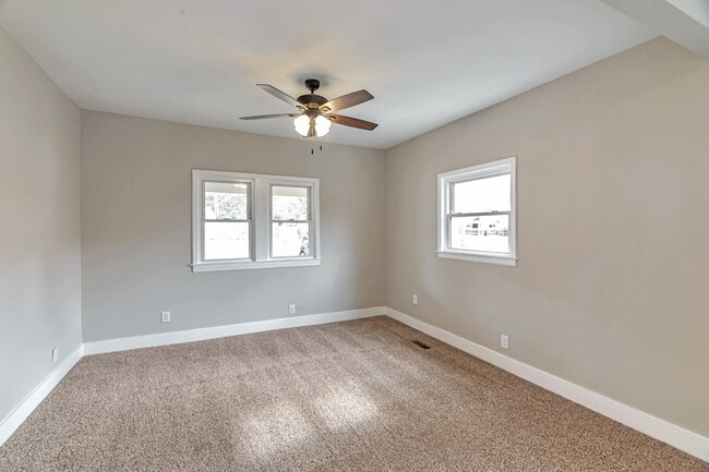 416 Highland Ct