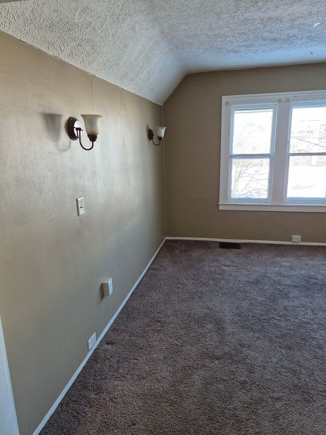 Photo - 924 Fountain St NE Unit 924 Fountain St #2