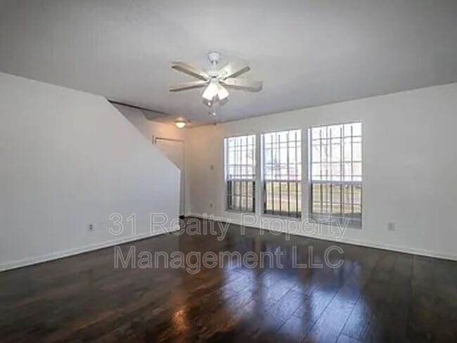 Photo - 3444 Pinebrook Dr