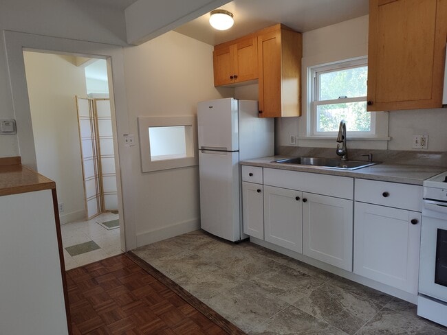 Photo - 1145-1142 Nowita Pl