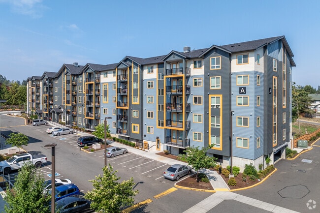 The Ravenswood Apartments