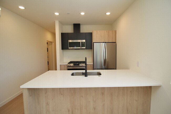 Photo - 7530 N Richmond Ave Unidad 201