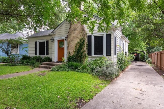 Photo - 1601 W 29th St