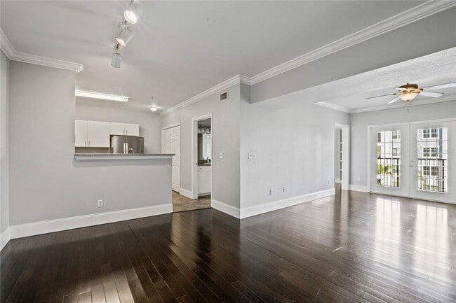 Photo - 204 E South St Unit 3058