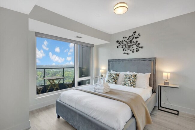 Photo - 585 Bloor St E Unité SI ID1471495P