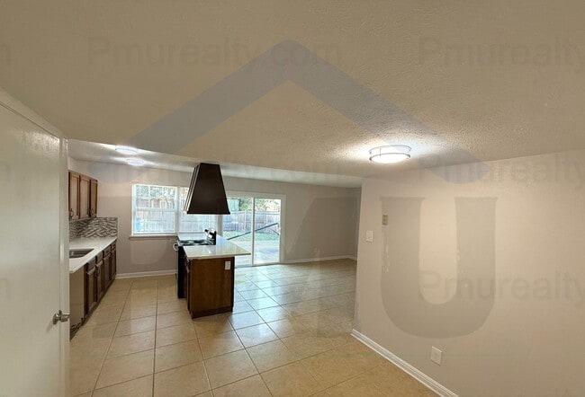 Photo - COMING SOON! Charming and spacious 3 bedro...