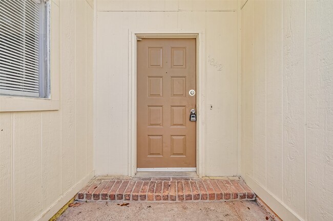 Photo - 1842 Freshmeadow Dr