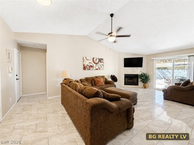 Photo - 6600 Light Breeze Dr