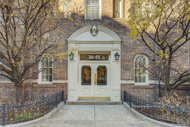 Building Photo - 79-15 35th Ave Unit 5A