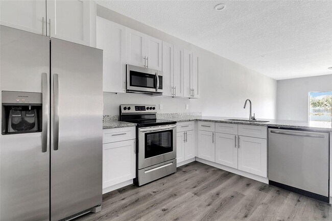 10385 Port Everglades St Apartment - Image 