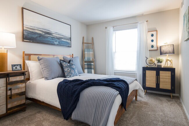 Harbor Village Apartments