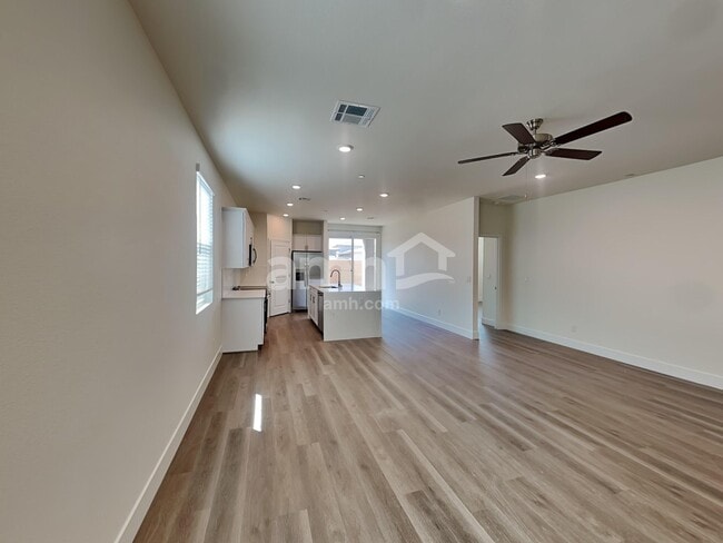 Photo - 489 Silverbell Fls Pl