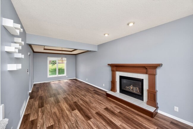 Photo - SPACIOUS LIVING!!  4 Bedrooms, 2.5 Bathrooms Home in Des Moines!