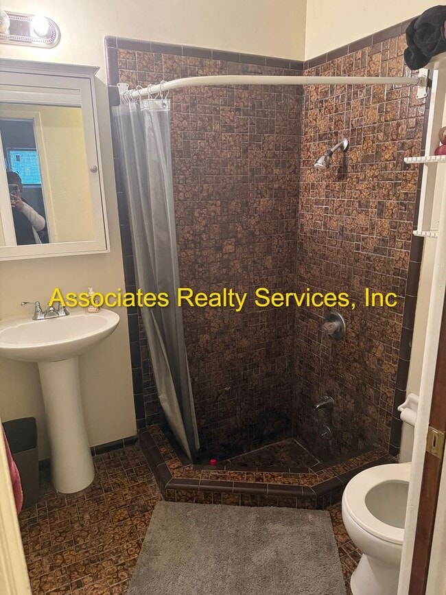 Photo - Country Living w/ Lots of Light!!!- Must See