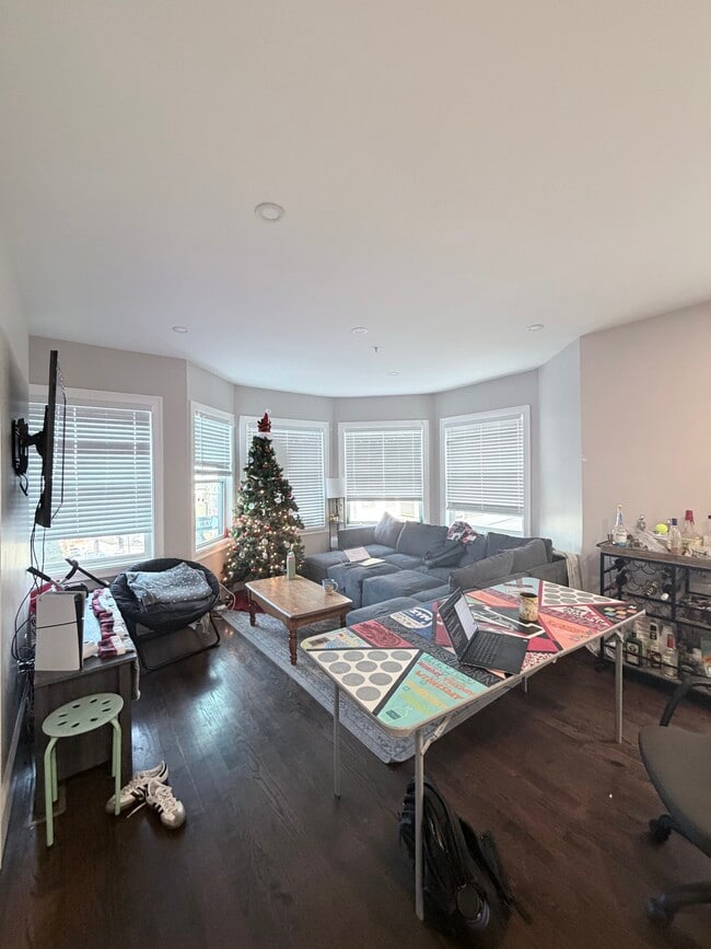 Photo - 156 Hillside St Unidad 1