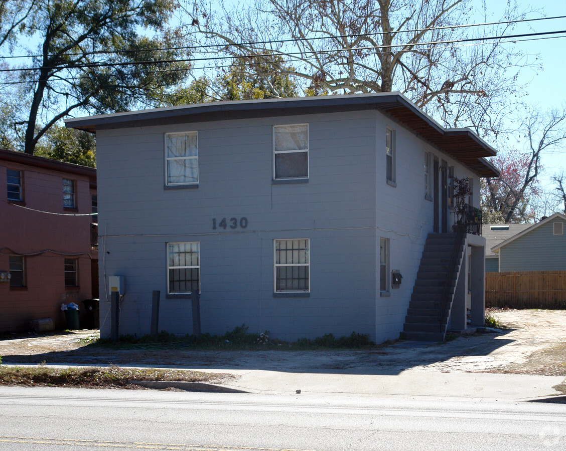 Photo - 1430 Golfair Blvd Apartments