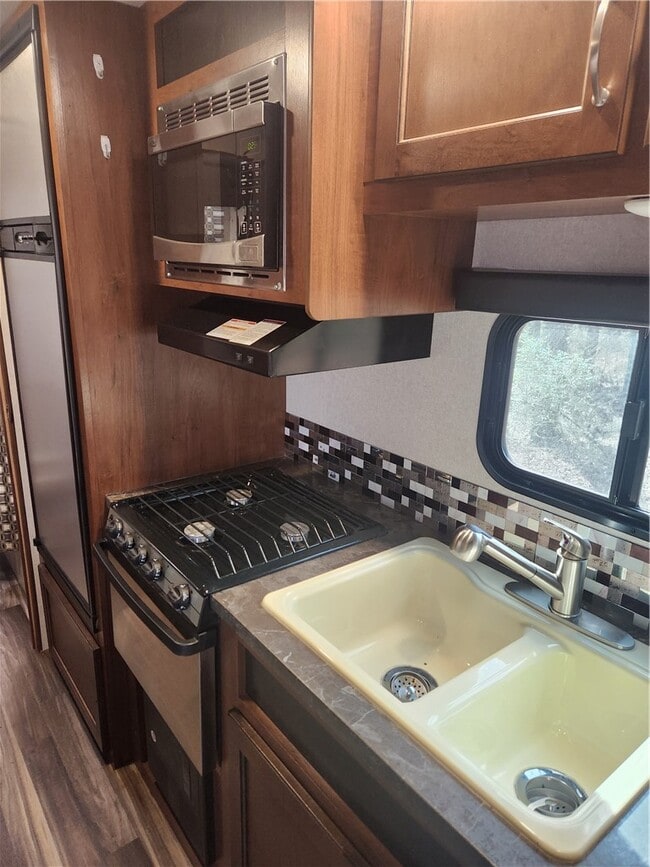 Photo - 315 Fairplay Rd