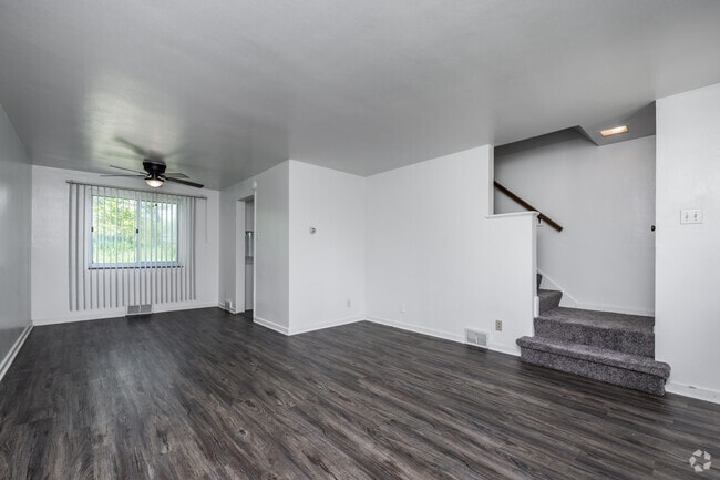 2BR, 1BA - 1,194SF - Living Room