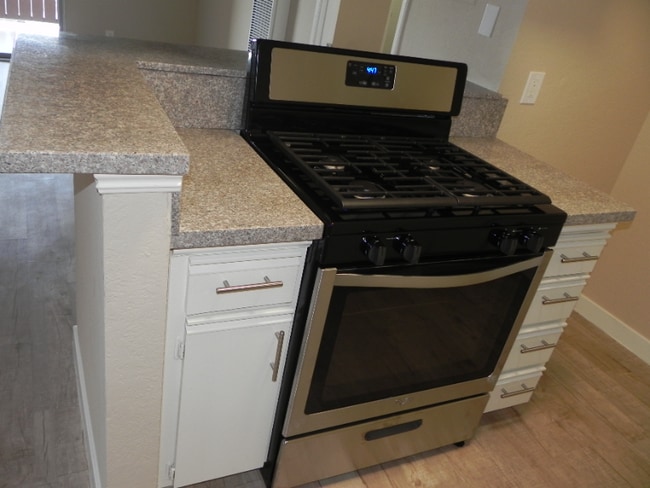 Photo - 8602 Chapman Ave