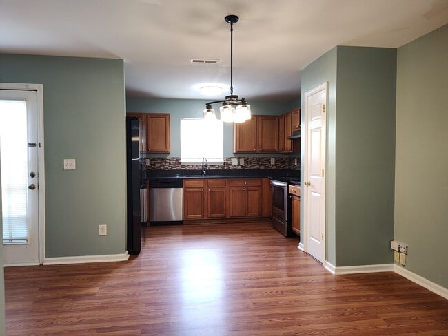 Photo - 5226 Beam Lake Dr