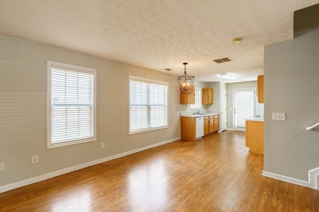 321 Samuel Clemens Way