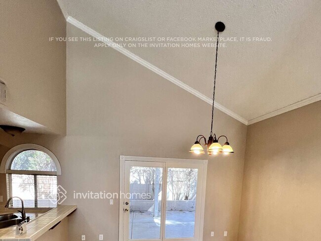 Photo - 760 Charwood Cir