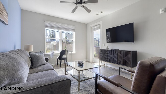 Photo - 1270 Hillcrest Dr Unidad 3116